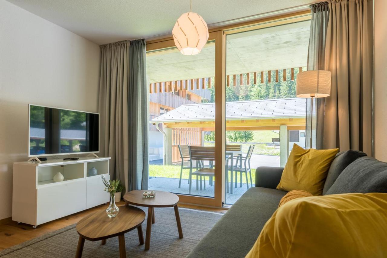 Montela Hotel & Resort - Suiten Saas-Grund Exterior photo