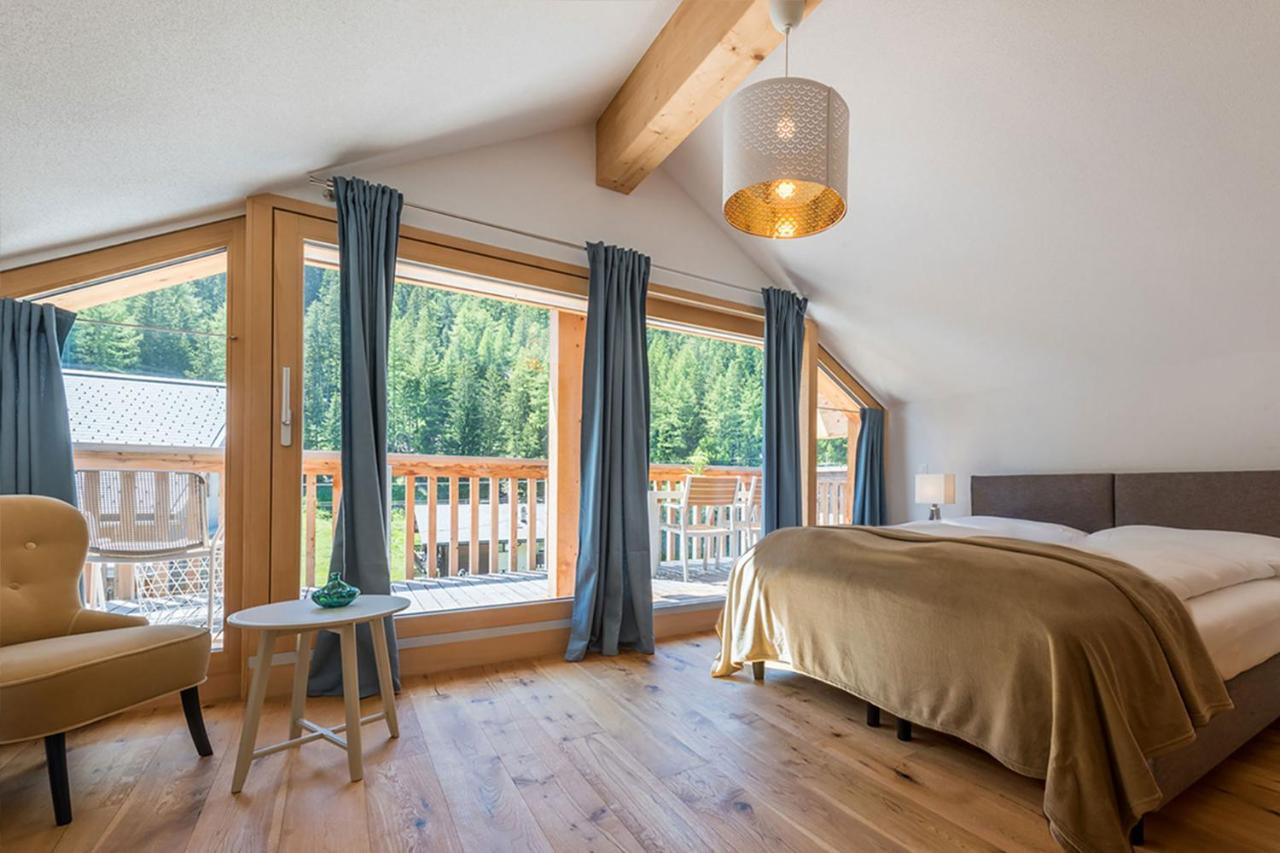 Montela Hotel & Resort - Suiten Saas-Grund Exterior photo