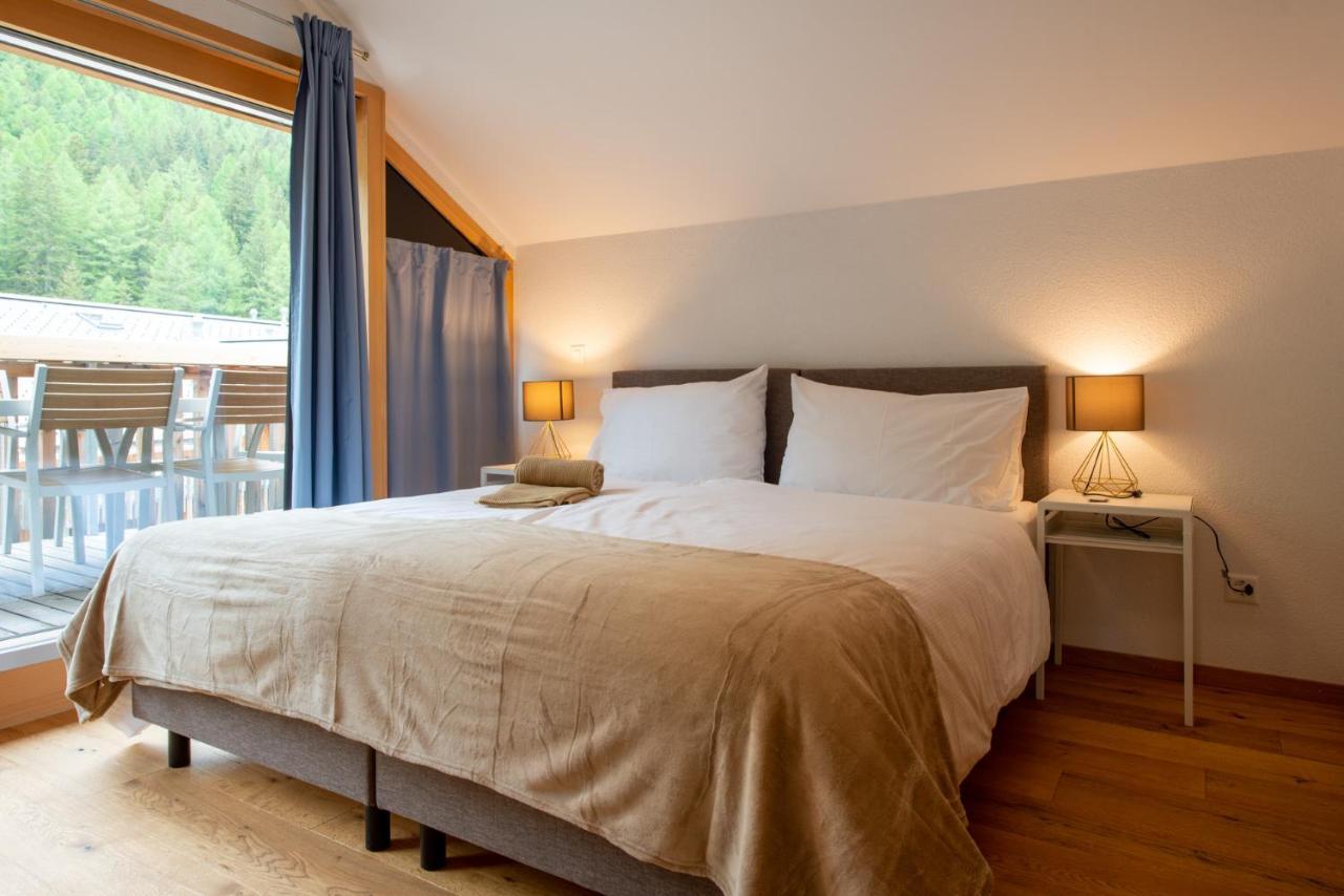 Montela Hotel & Resort - Suiten Saas-Grund Exterior photo