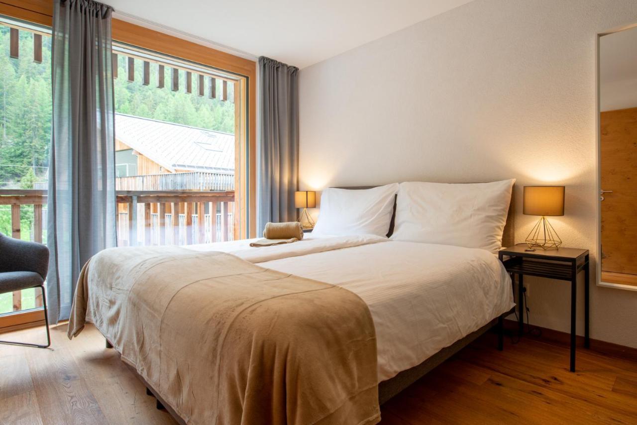 Montela Hotel & Resort - Suiten Saas-Grund Exterior photo